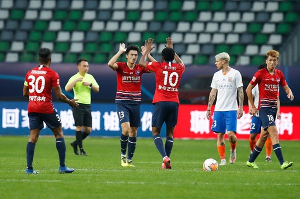 重庆当代足球俱乐部欠薪情况 重庆当代上赛季收入减少1.3亿